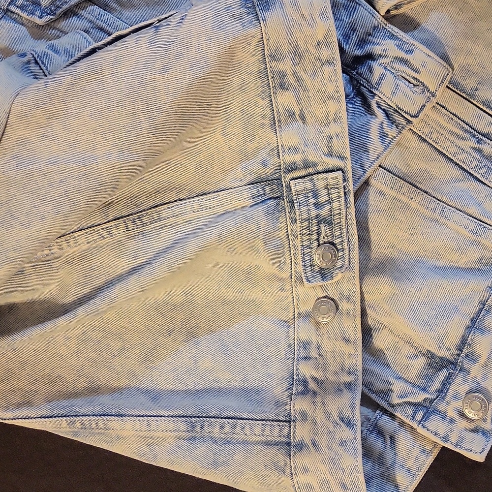 Wild Fable Light Wash Denim Jacket - Picture 4 of 7